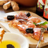 Amuse bouche enoteca  prosciutto di modena  salsiccia passita  ofenger%c3%b6stete oliven  apulisches oliven%c3%b6l von pensato und aceto balsamico